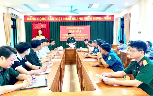 Phù Ninh: Gặp mặt các thí sinh trúng tuyển vào các học viện, nhà trường trong quân đội năm 2024