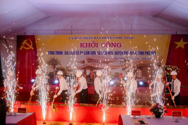 Khởi công công trình Bia lịch sử ấp Cẩm Sơn, xã Liên Hoa, huyện Phù Ninh