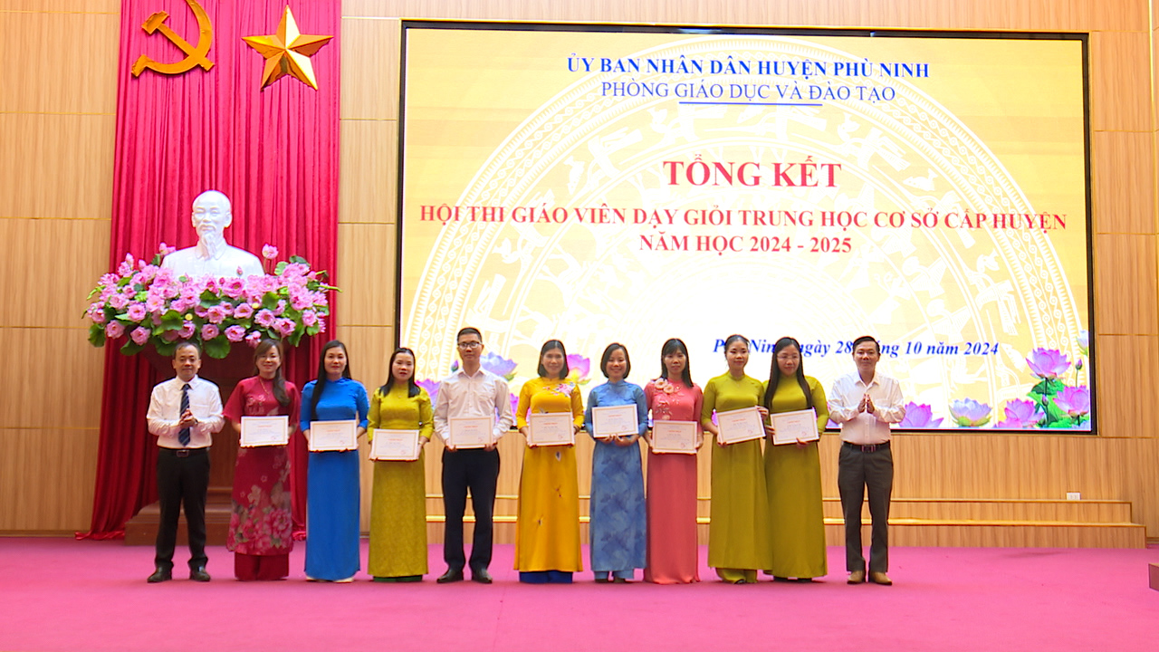 Huyện Phù Ninh Tổng kết Hội thi giáo viên dạy giỏi Trung học cơ sở cấp huyện năm học 2024-2025